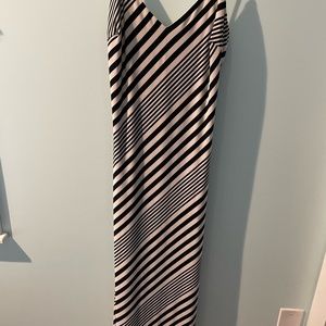Lauren by Ralph Lauren dress fully lined striped